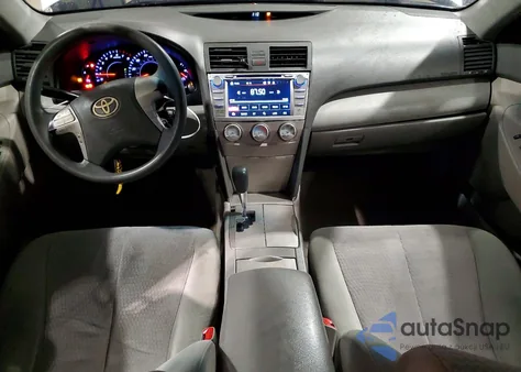 2010 Toyota Camry Le z USA, uszkodzony, nr VIN 4T4BF3EK4AR006835